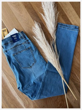 Jeans pulpeuse